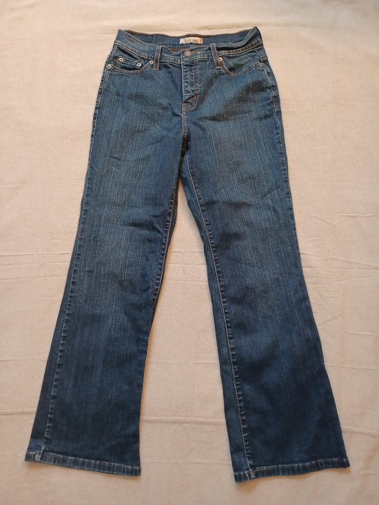 Levi's Denim - Levis 512 Perfectly Slimming Bootcut Jeans Women's Size 10 Petite Medium